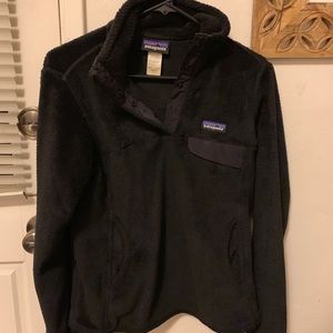 Patagonia black fleece size small